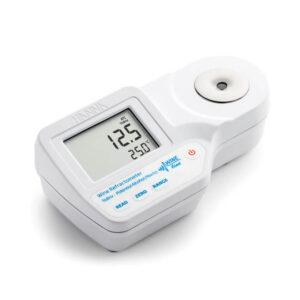 Rifrattometro digitale per analisi di % Brix e alcol potenziale nel vino HI96813