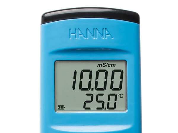 Schermo multi-livello con visualizzazione di EC e °C in simultanea - HI98304 DiST 4 Hanna Instruments