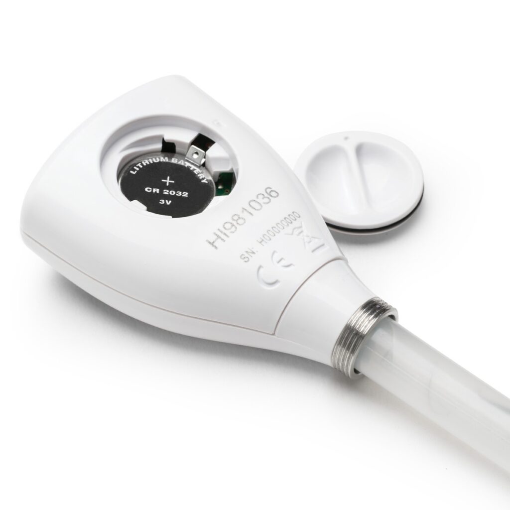 hi981036-meat-ph-tester-battery-compartment_1